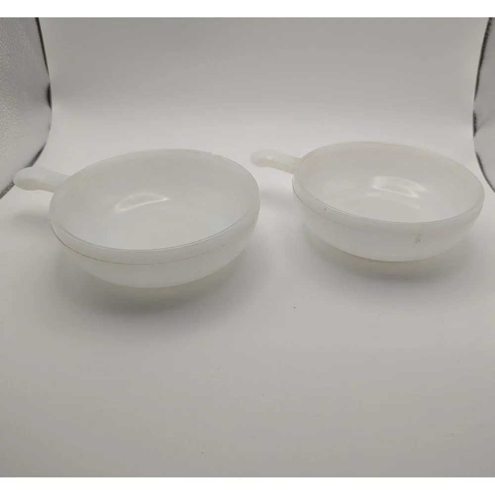 2 Vintage White‎ Milk Glass Scoop Soup Bowls with Handles Stackable Glasbake